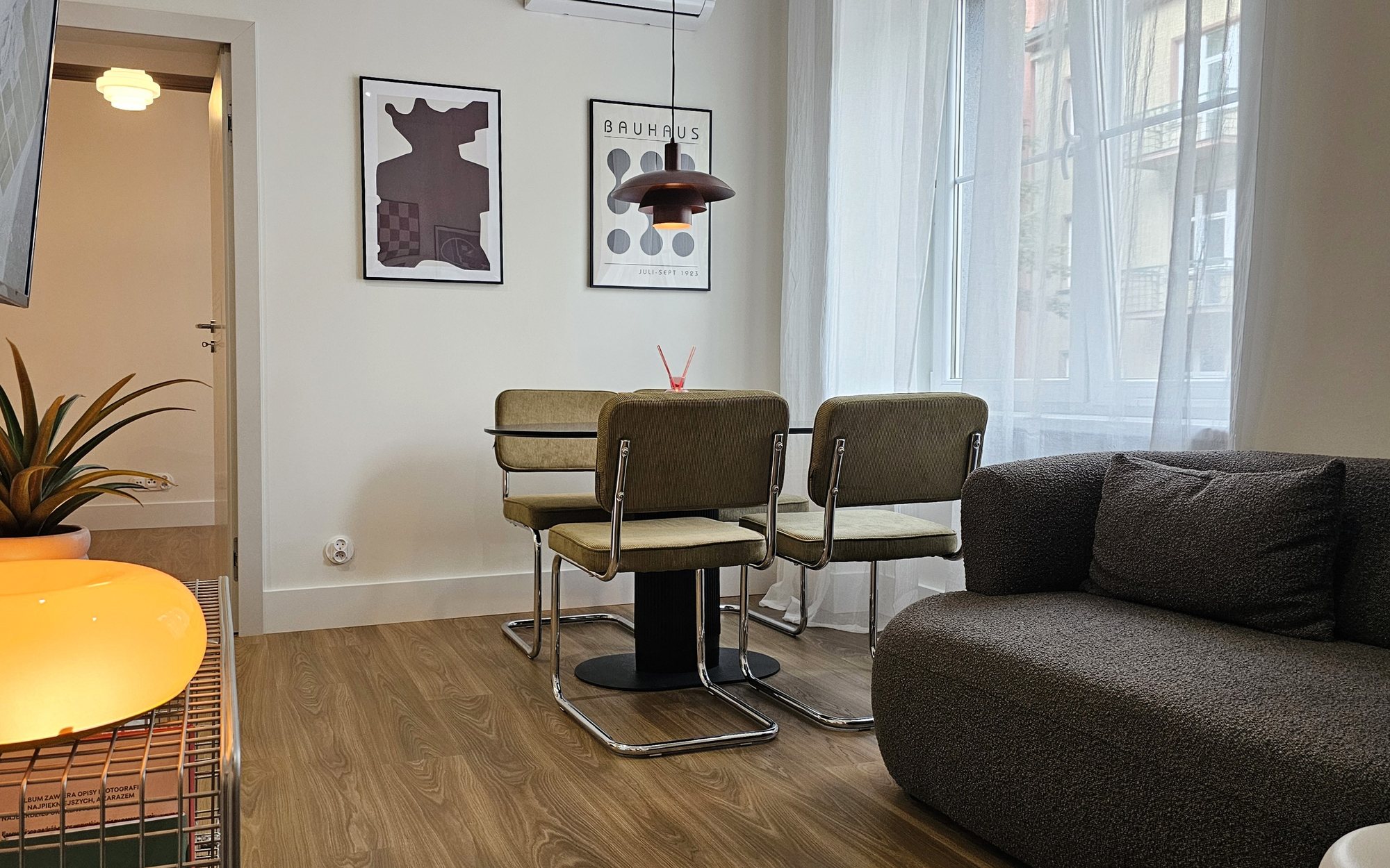 Salon z jadalnią w Duo Amarone